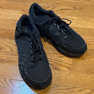 New Balance | Basic Black No Slip Sneakers Shoes for Crews Women’s Size 10